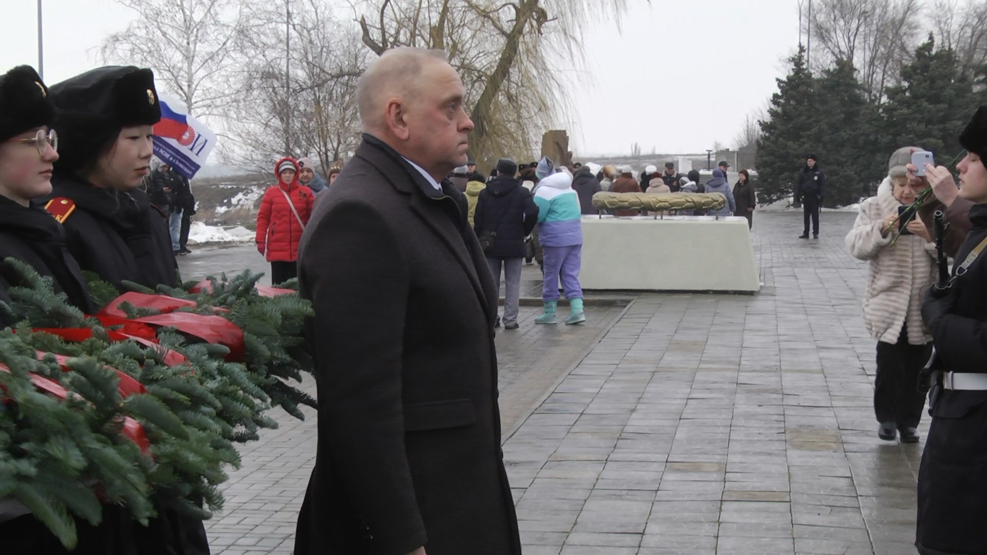В Волжском почтили память защитников Сталинграда